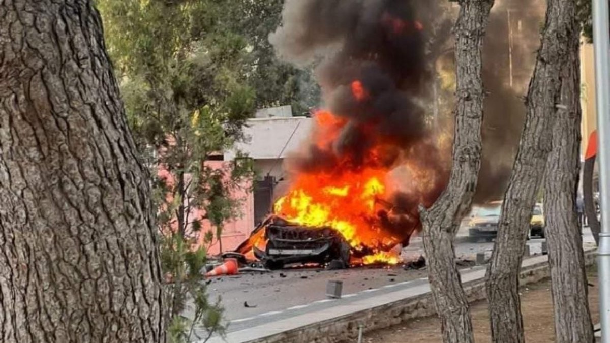 Şam’da araca füze saldırısı: 2 ölü, 3 yaralı