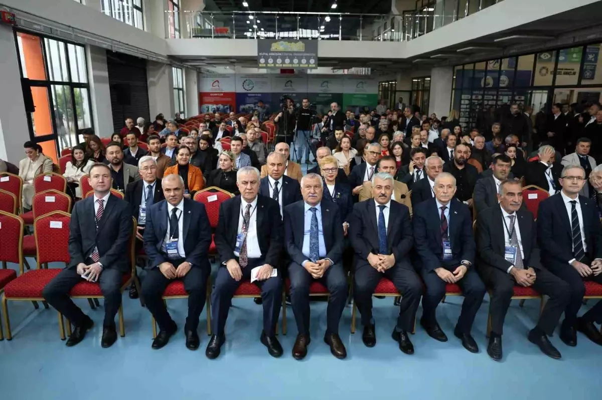Adana’da Akıllı KOBİ Dijital Dönüşüm Konferansı Düzenlendi