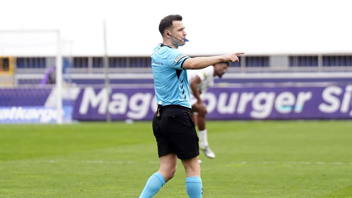 Cihan Aydın, kariyerindeki ilk derbiye çıkıyor