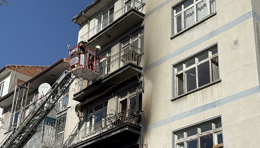 Konya’da 4 katlı binada yangın: İki çocuk hayatını kaybetti